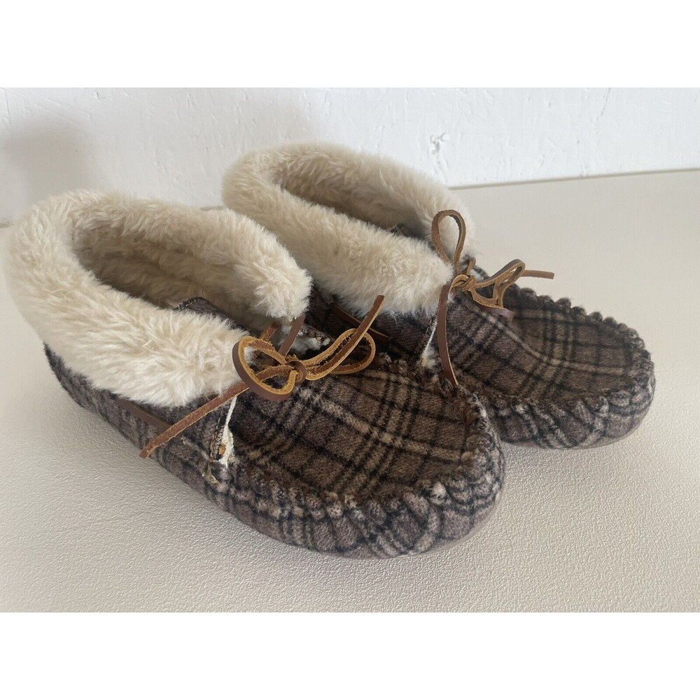 Minnetonka Camp Collar Moccasin Slippers Women’s Brown Plaid Size 7